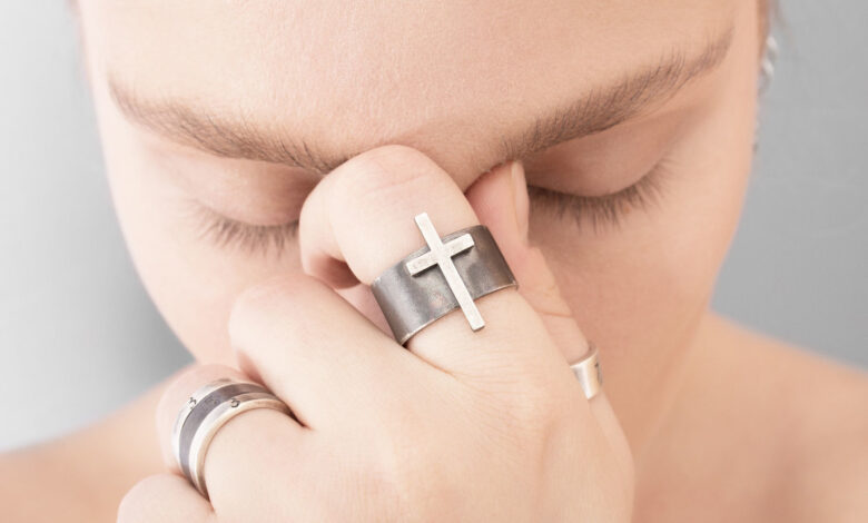 Are Cross Rings The Symbol of Christianity or Trendy Trinkets?