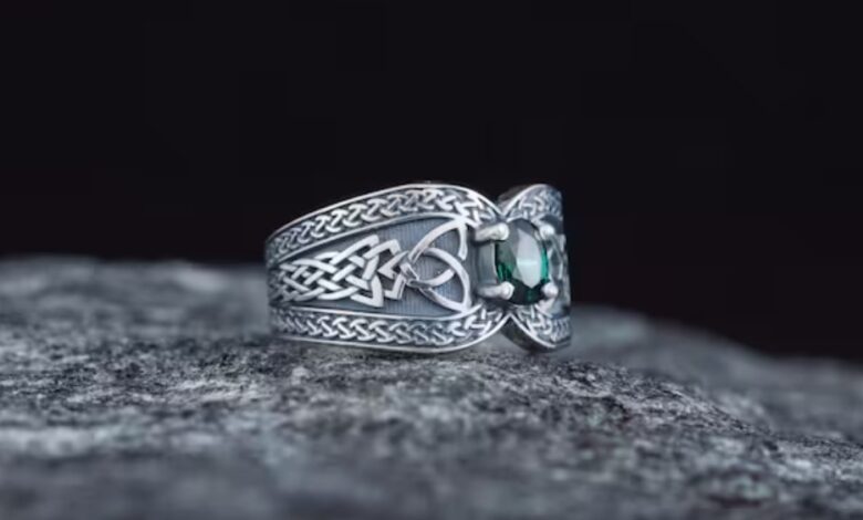Viking Rings: A complete guide on how to wear a Viking ring