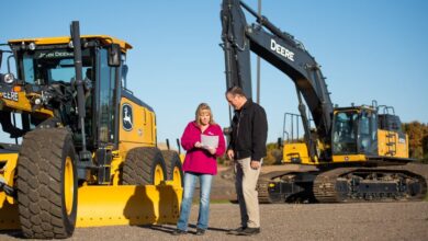 Should You Rent or Buy Heavy Construction Equipment?